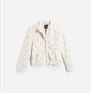 NWOT Sabina Faux Fur Jacket